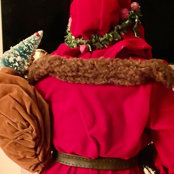 Fabric Mache Father Christmas - Picture 6 of 7